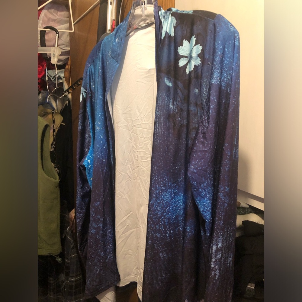 Blue Raindrops Print Kimono-$12 or 🎉